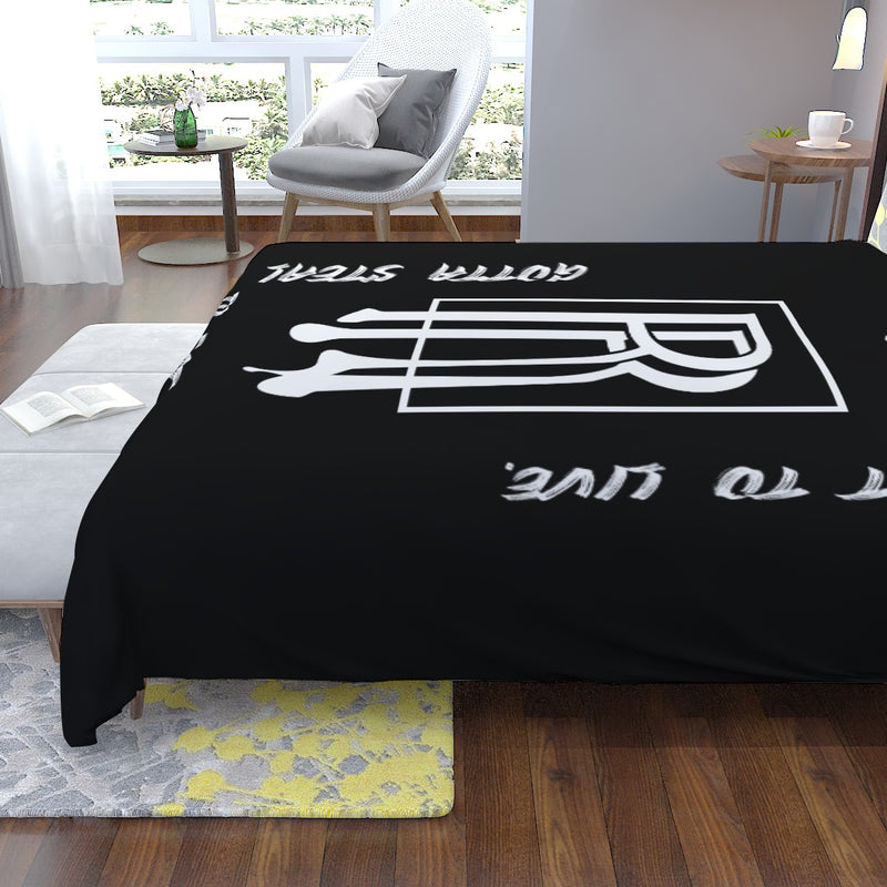 Lightweight & Breathable Quilt With Edge-wrapping Strips